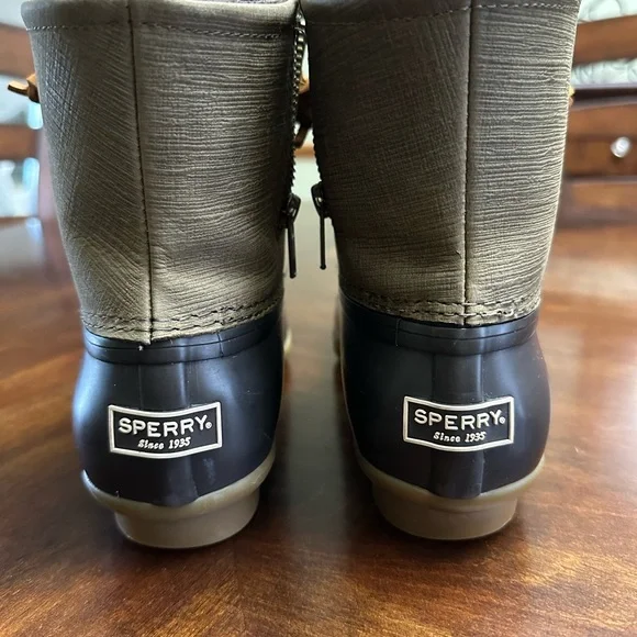 Sperry Saltwater Duck Boots / Olive & Brown / wmns sz 7.0 - Picture 4 of 6
